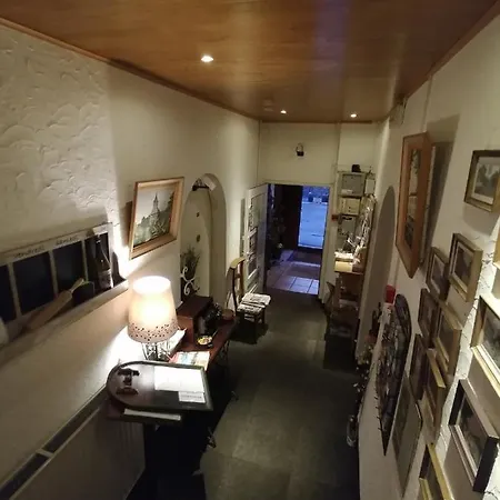 מלון Le Liege לה רושה - אן - ארדן